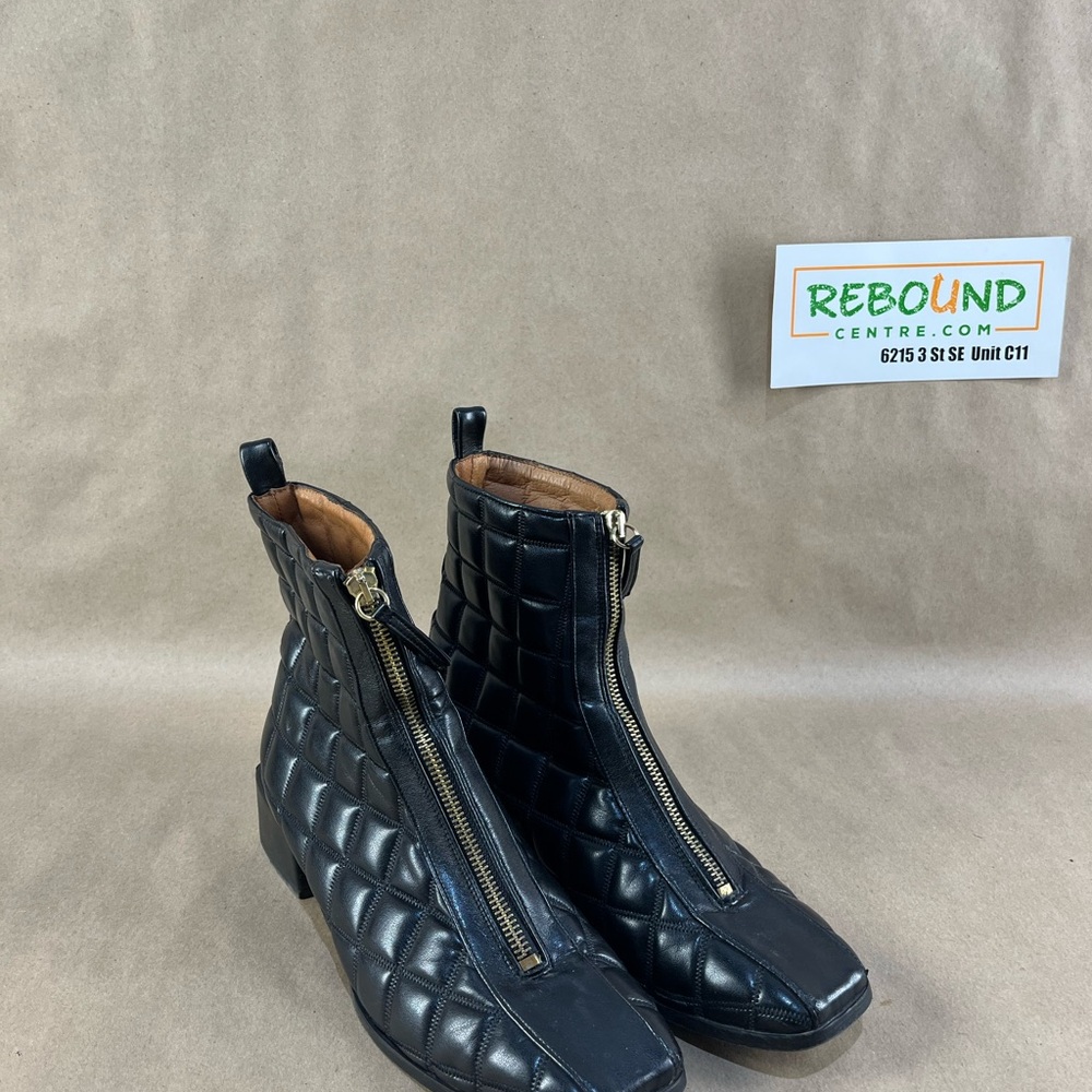 Black Quilted Leather Ankle Booties with Front Zip